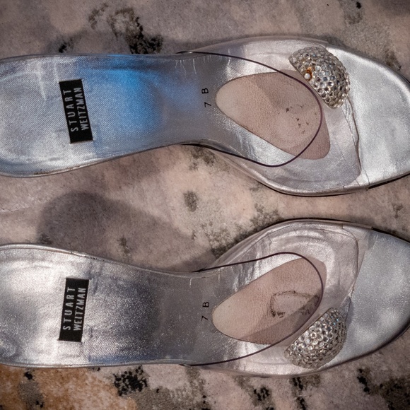 Stuart Weitzman Cinderella's Glass Slippers - Picture 6 of 14